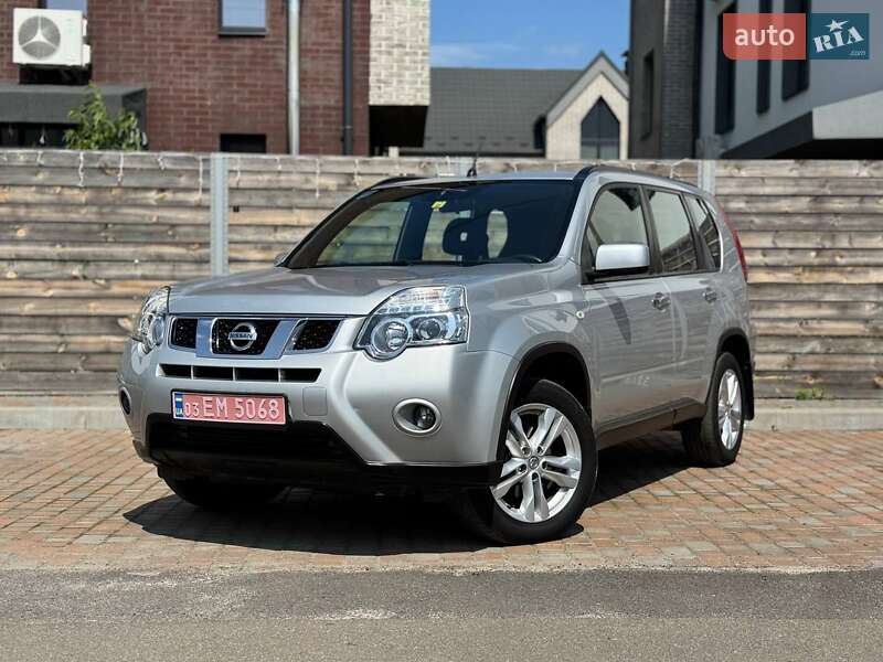 Позашляховик / Кросовер Nissan X-Trail 2011 в Києві