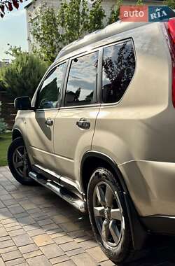 Внедорожник / Кроссовер Nissan X-Trail 2008 в 