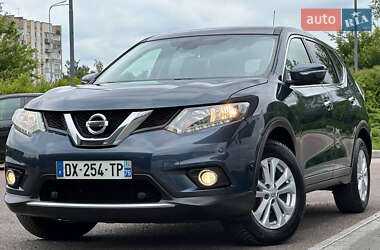 Внедорожник / Кроссовер Nissan X-Trail 2015 в Дрогобыче