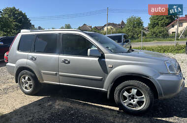 Внедорожник / Кроссовер Nissan X-Trail 2004 в 
