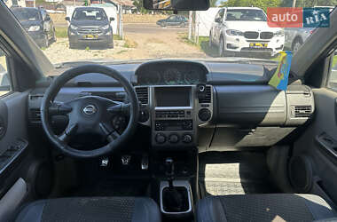 Внедорожник / Кроссовер Nissan X-Trail 2004 в 