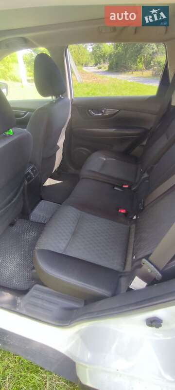 Позашляховик / Кросовер Nissan X-Trail 2018 в Городку