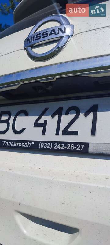 Позашляховик / Кросовер Nissan X-Trail 2018 в Городку