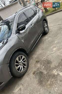 Внедорожник / Кроссовер Nissan X-Trail 2016 в Харькове