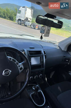 Внедорожник / Кроссовер Nissan X-Trail 2010 в 