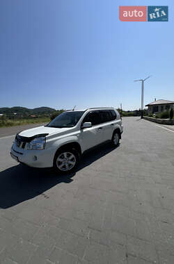 Внедорожник / Кроссовер Nissan X-Trail 2010 в 