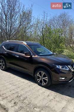 Позашляховик / Кросовер Nissan X-Trail 2020 в Запоріжжі