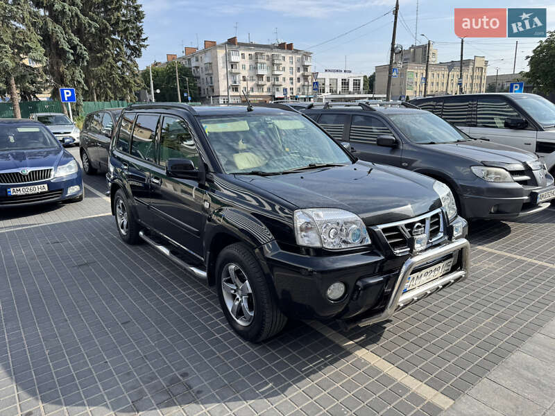 Внедорожник / Кроссовер Nissan X-Trail 2003 в Житомире