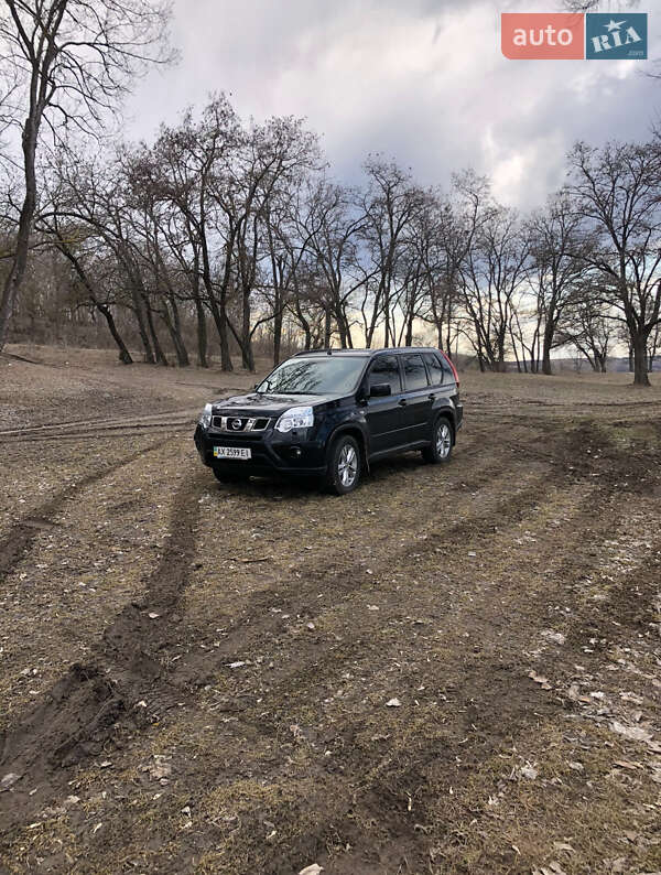 Nissan X-Trail 2014
