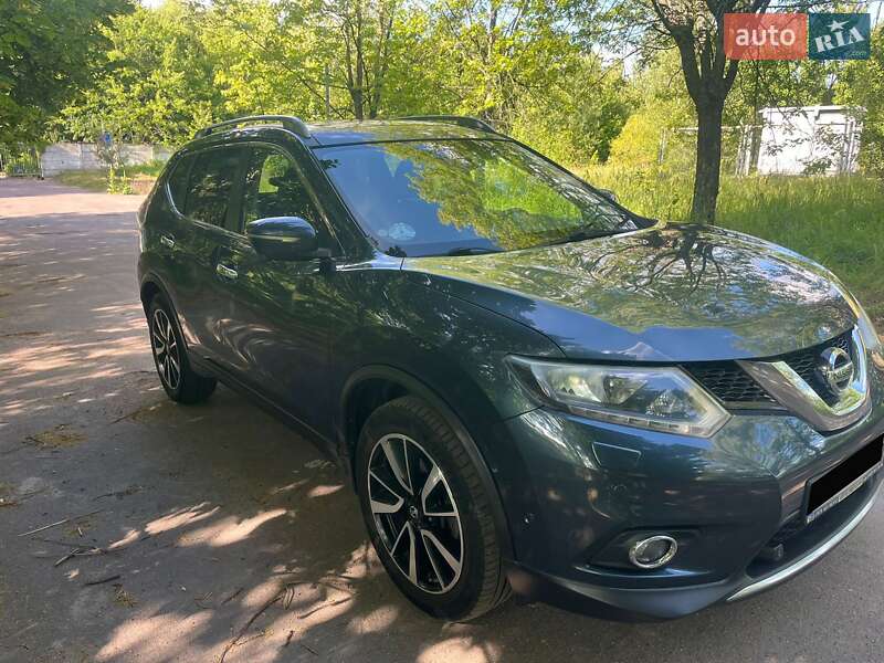 Позашляховик / Кросовер Nissan X-Trail 2015 в Бердичеві
