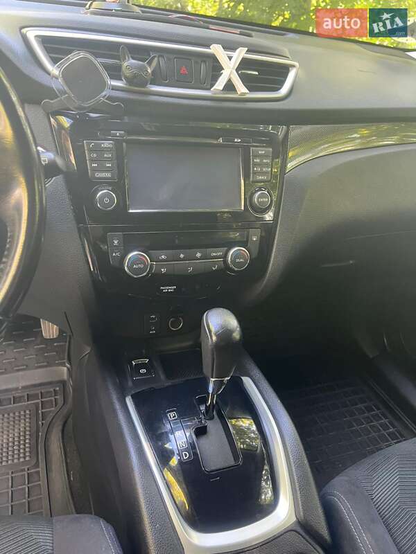 Позашляховик / Кросовер Nissan X-Trail 2015 в Бердичеві