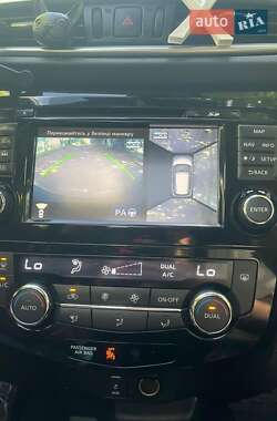 Внедорожник / Кроссовер Nissan X-Trail 2015 в Бердичеве