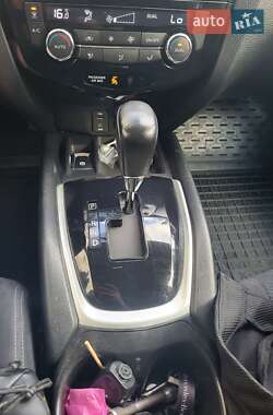 Внедорожник / Кроссовер Nissan X-Trail 2015 в Бердичеве