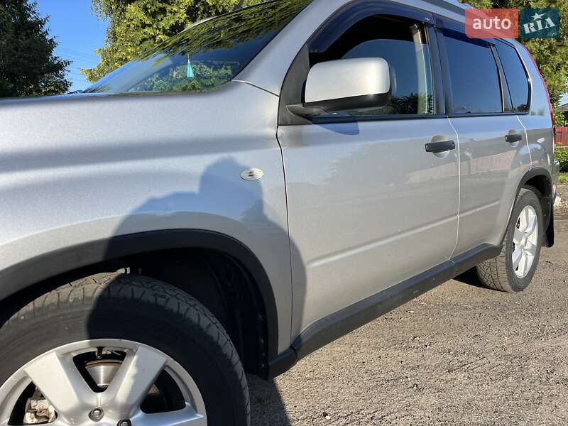 Внедорожник / Кроссовер Nissan X-Trail 2008 в Гадяче