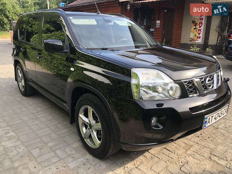 Внедорожник / Кроссовер Nissan X-Trail 2007 в Калуше