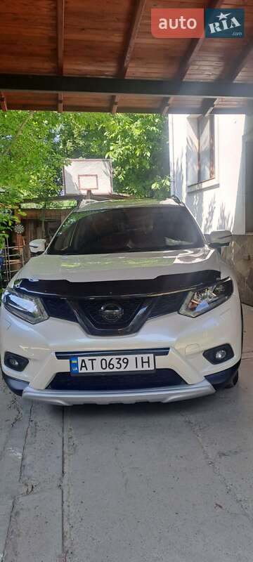Позашляховик / Кросовер Nissan X-Trail 2014 в Івано-Франківську