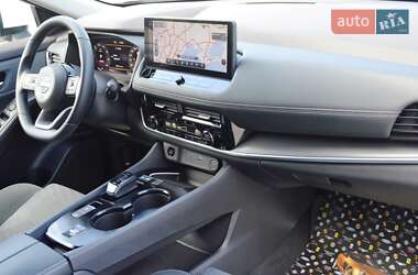 Позашляховик / Кросовер Nissan X-Trail 2023 в 
