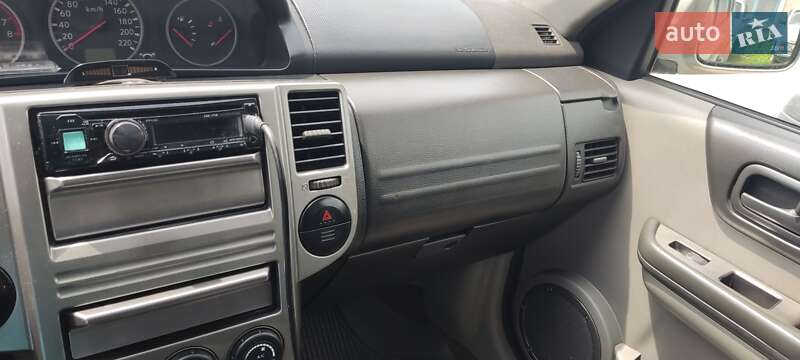 Позашляховик / Кросовер Nissan X-Trail 2006 в Тернополі