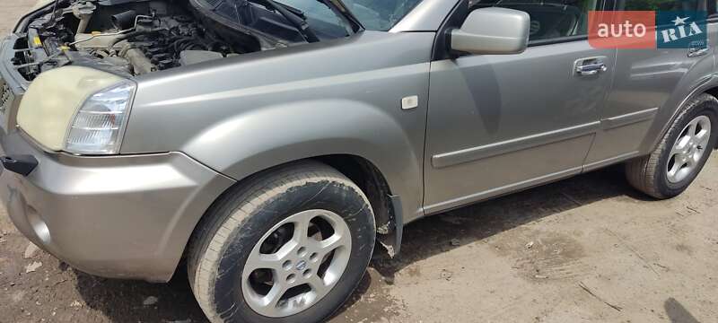 Позашляховик / Кросовер Nissan X-Trail 2006 в Тернополі
