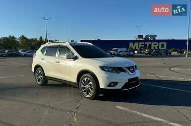 Позашляховик / Кросовер Nissan X-Trail 2017 в Дніпрі