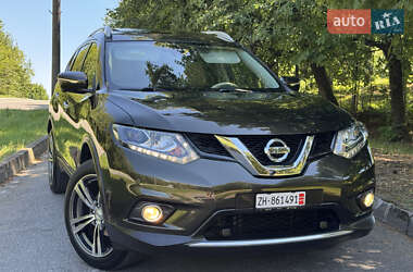 Позашляховик / Кросовер Nissan X-Trail 2016 в 