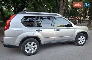 Внедорожник / Кроссовер Nissan X-Trail 2010 в 