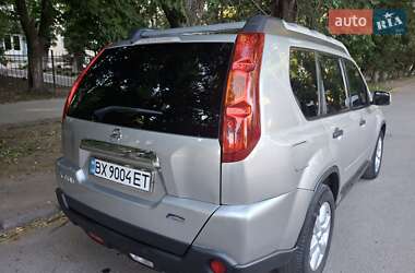Внедорожник / Кроссовер Nissan X-Trail 2010 в 