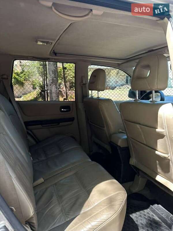 Позашляховик / Кросовер Nissan X-Trail 2003 в Звягелі