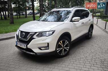Позашляховик / Кросовер Nissan X-Trail 2017 в Броварах