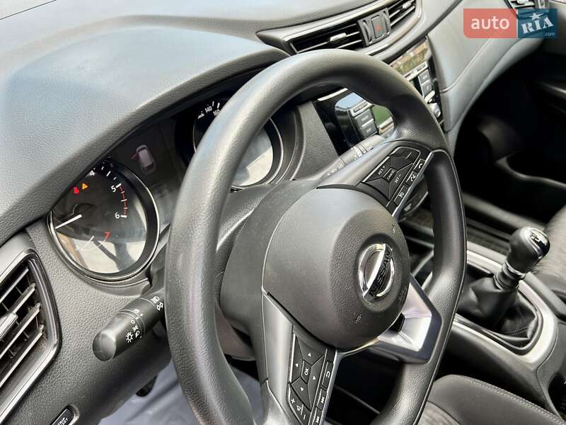 Позашляховик / Кросовер Nissan X-Trail 2017 в Харкові