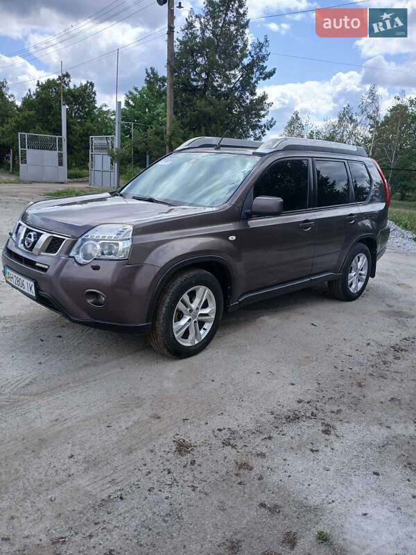 Позашляховик / Кросовер Nissan X-Trail 2013 в Покровському