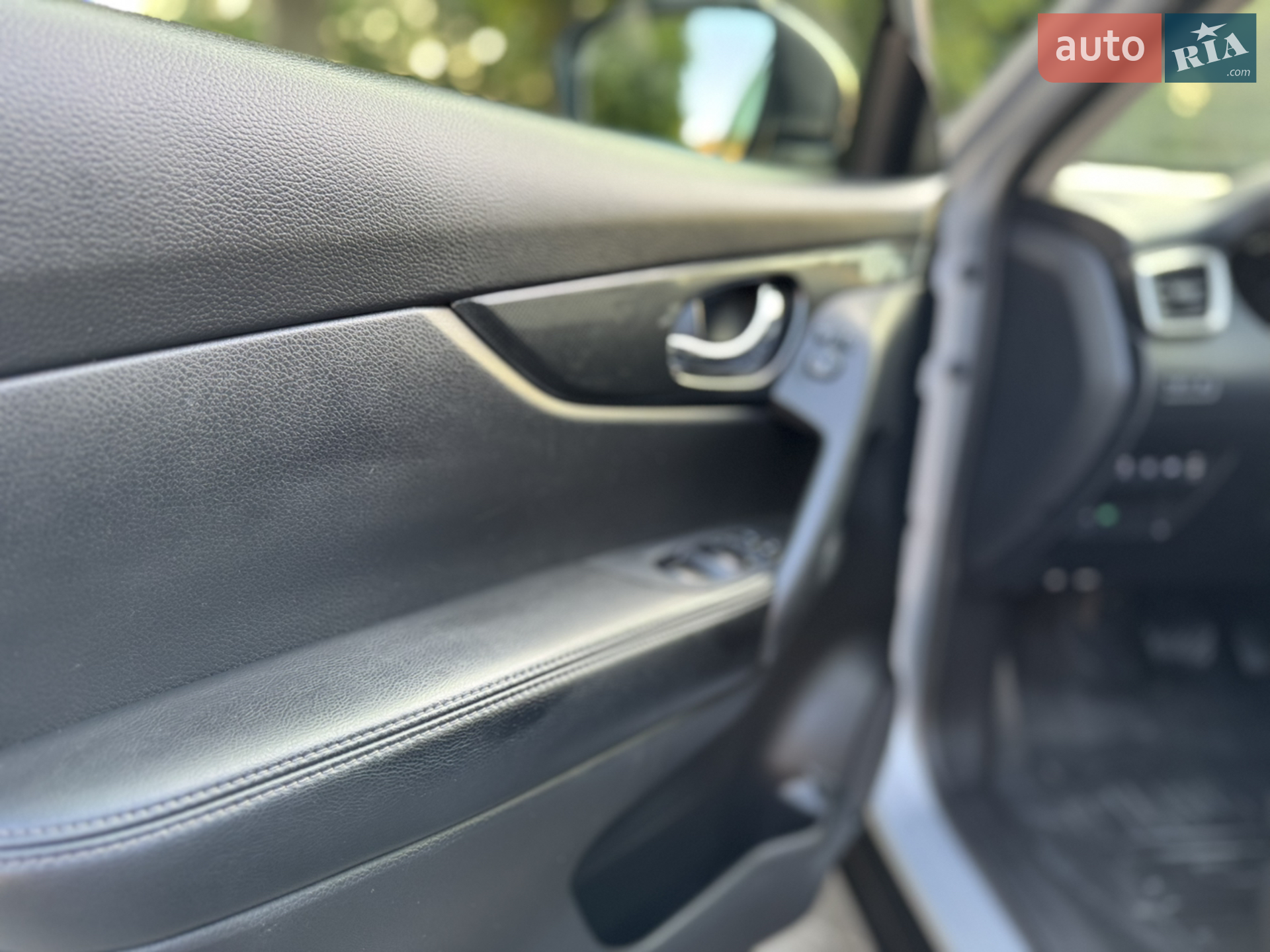 2016 Nissan X-Trail - мініатюра 28