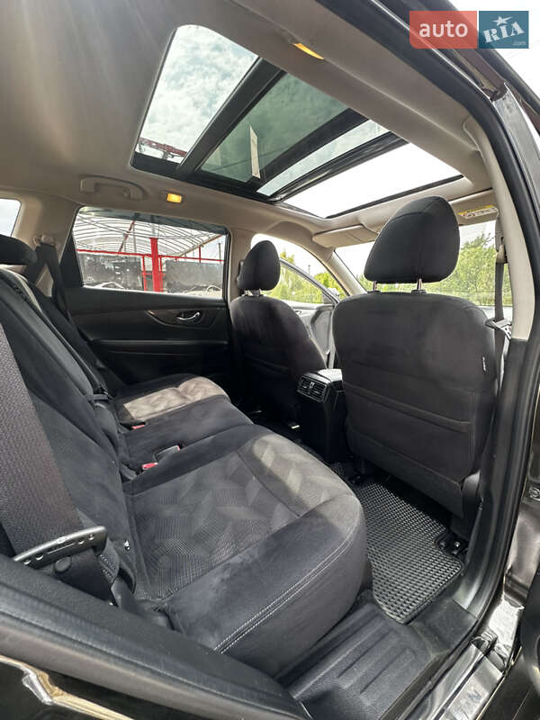 Позашляховик / Кросовер Nissan X-Trail 2016 в Бершаді