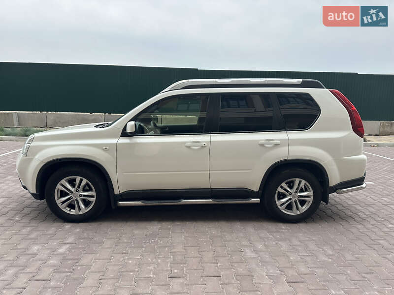 Внедорожник / Кроссовер Nissan X-Trail 2013 в Киеве