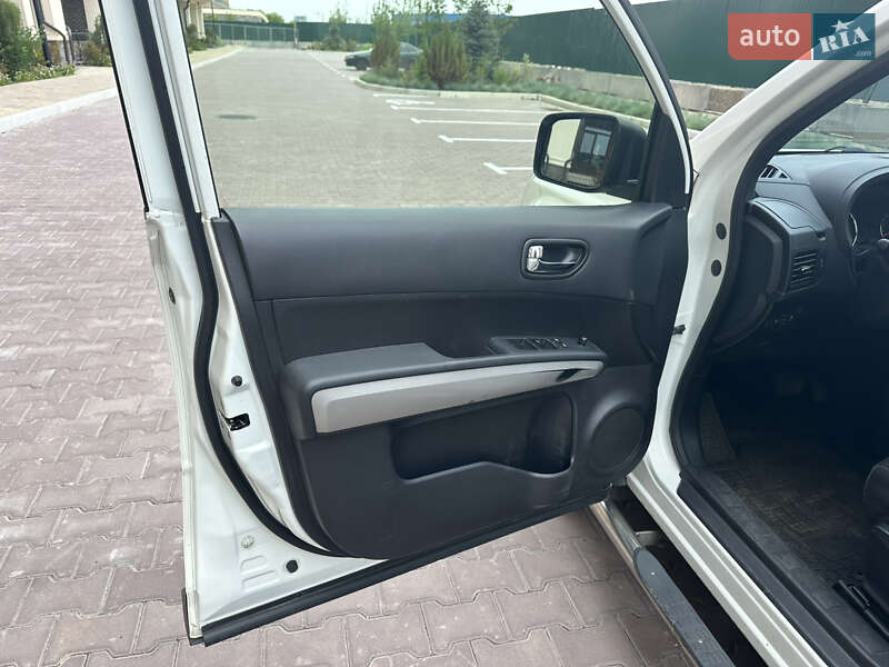 Внедорожник / Кроссовер Nissan X-Trail 2013 в Киеве