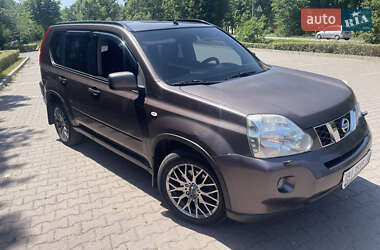 Внедорожник / Кроссовер Nissan X-Trail 2010 в Миргороде