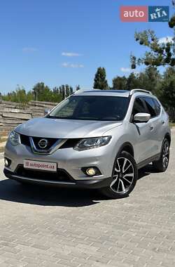 Позашляховик / Кросовер Nissan X-Trail 2015 в Білогородці