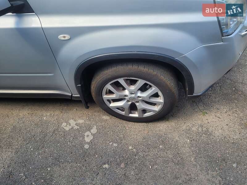 Внедорожник / Кроссовер Nissan X-Trail 2011 в Киеве