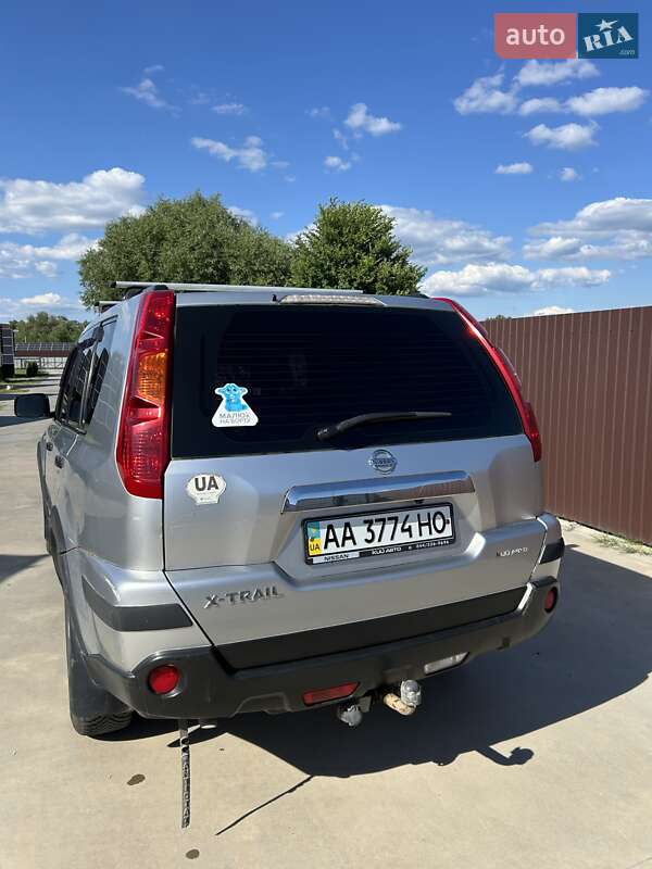 Внедорожник / Кроссовер Nissan X-Trail 2008 в Киеве