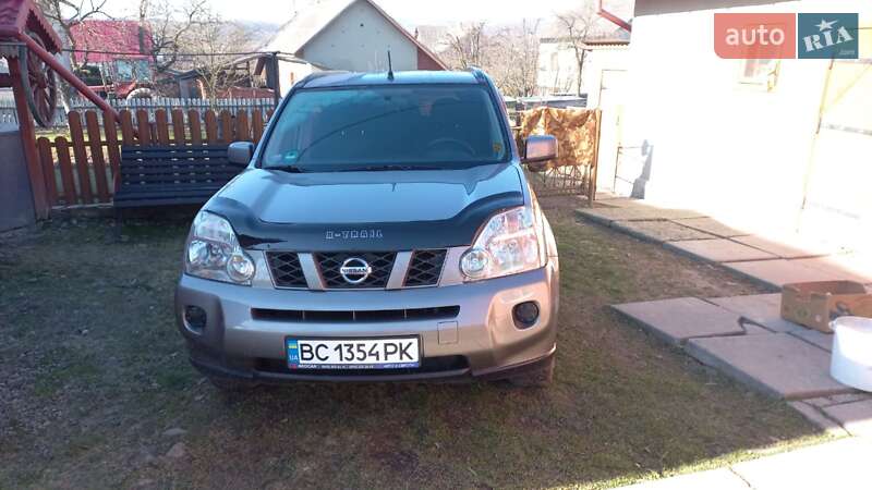 Внедорожник / Кроссовер Nissan X-Trail 2009 в Львове