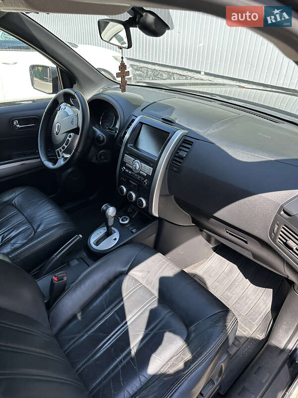 Позашляховик / Кросовер Nissan X-Trail 2011 в Первомайську