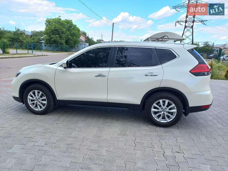 Внедорожник / Кроссовер Nissan X-Trail 2018 в Львове