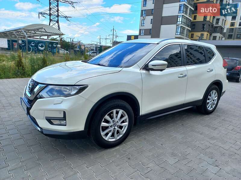 Внедорожник / Кроссовер Nissan X-Trail 2018 в Львове