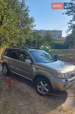 Внедорожник / Кроссовер Nissan X-Trail 2003 в Киеве