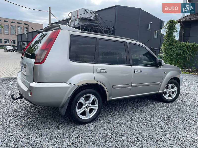 Внедорожник / Кроссовер Nissan X-Trail 2004 в Шепетовке