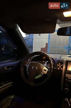 Внедорожник / Кроссовер Nissan X-Trail 2012 в 