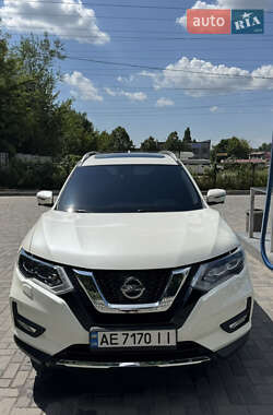 Внедорожник / Кроссовер Nissan X-Trail 2020 в 