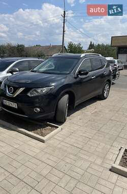Внедорожник / Кроссовер Nissan X-Trail 2016 в Днепре