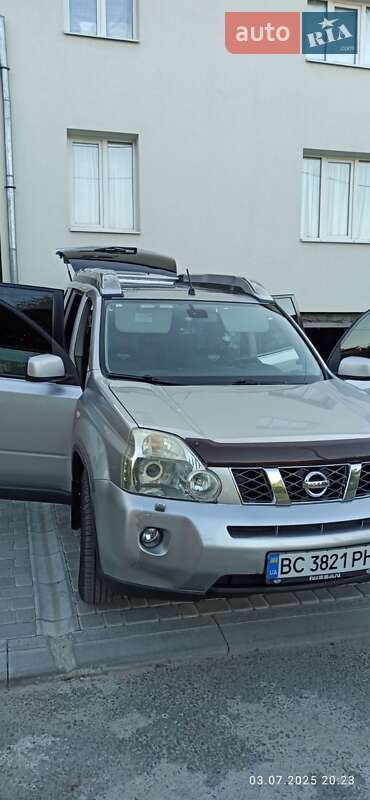 Позашляховик / Кросовер Nissan X-Trail 2008 в Золочеві