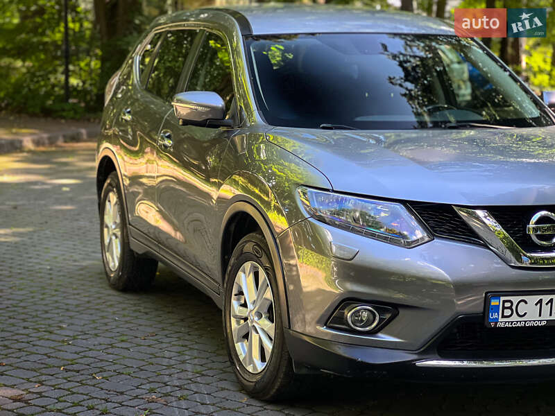Позашляховик / Кросовер Nissan X-Trail 2015 в Львові